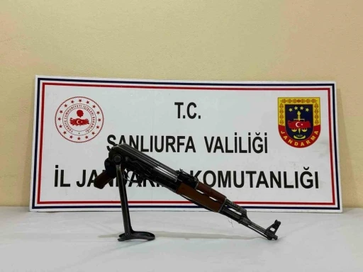 Viranşehir&rsquo;de uzun namlulu silah ele ge&ccedil;irildi

