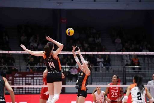 Vodafone Sultanlar Ligi: Aras Kargo: 3 - Eczacıbaşı Dynavit: 2
