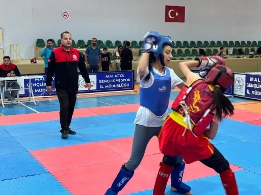 Wushu kung-fuda Elazığ’dan derece üstüne derece
