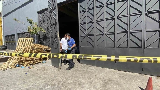 Yağ tankına düşen anne ve oğlunun cenazesi morga kaldırıldı
