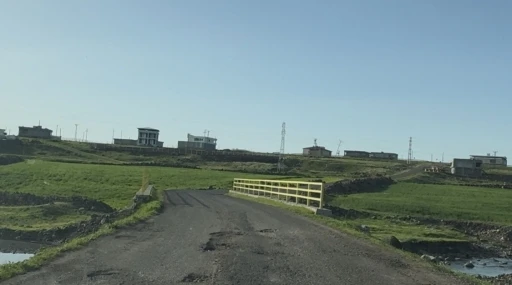 Yağışların ardından yollar k&ouml;stebek yuvasına d&ouml;nd&uuml;
