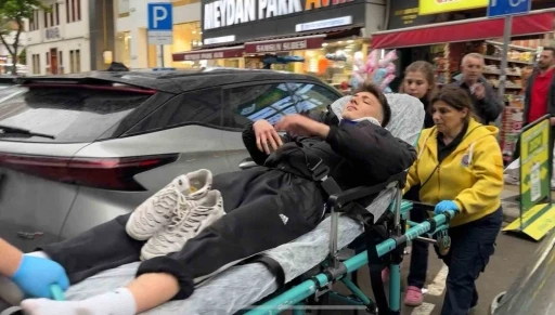 Yağmur nedeniyle kayganlaşan yolda motosiklet kaza yaptı: 1 yaralı
