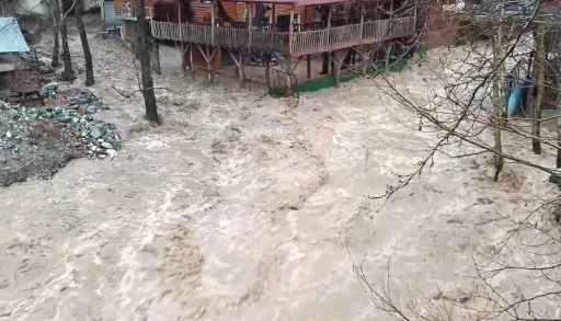 Yahyalı&rsquo;daki selden yeni g&ouml;r&uuml;nt&uuml;ler ortaya &ccedil;ıktı
