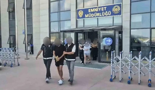 Yalova&rsquo;da 13 bin 904 uyuşturucu hap ele ge&ccedil;irildi: 2 tutuklama
