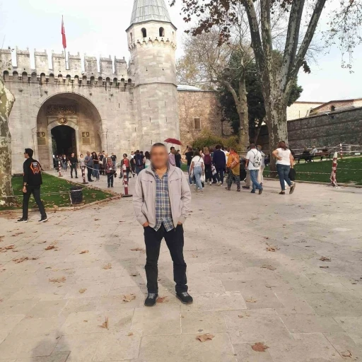 Yalova&rsquo;da komşusunu &ouml;ld&uuml;rd&uuml;, sonra intihar etti
