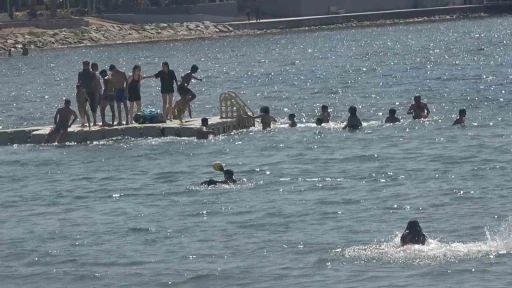 Yalova’da sıcak hava etkili oluyor

