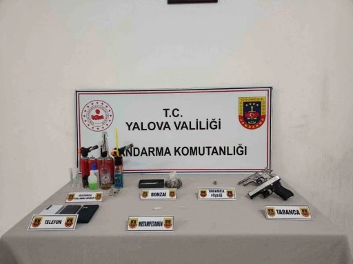 Yalova’da uyuşturucu operasyonu: 4 gözaltı
