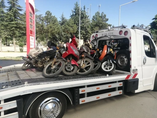 Yalvaç’ta motosiklet denetimi: 6 araç men edildi, 1 sürücü alkollü yakalandı
