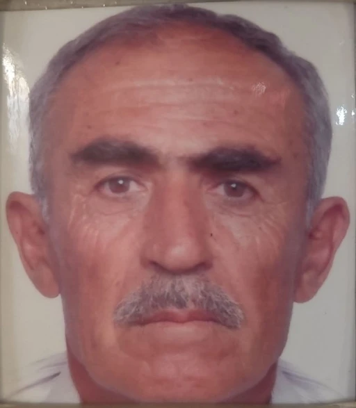 Yanan evde mahsur kalan yaşlı &ccedil;ift hayatını kaybetti
