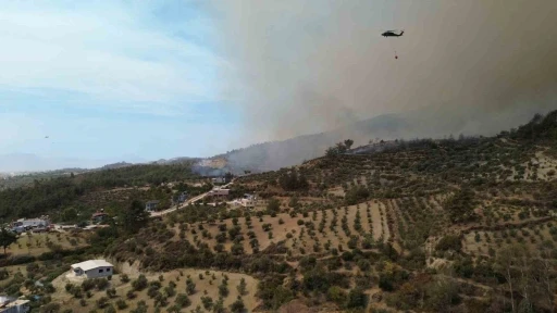 Yangında 25’inci saat geride kalırken havadan ve karadan müdahale dronla görüntülendi
