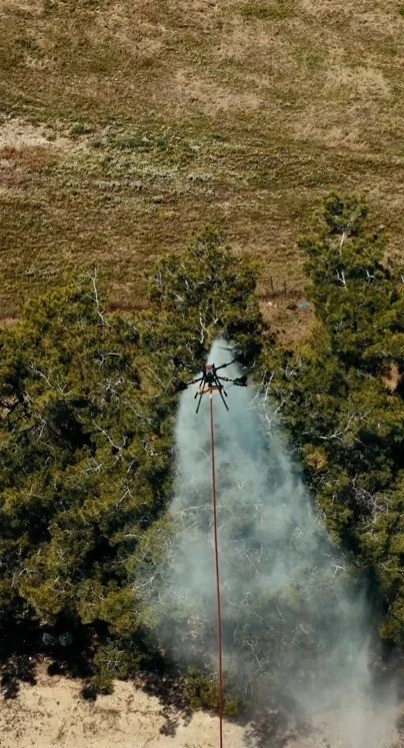 Yangında ilk kez kullanılan yenilik&ccedil;i dron sistemi başarıyla test edildi
