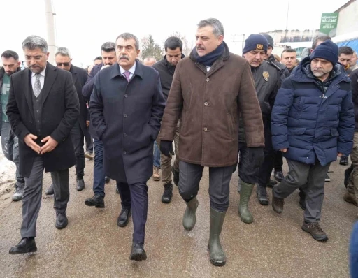 Yangında &ouml;l&uuml; sayısı 2&rsquo;ye y&uuml;kseldi
