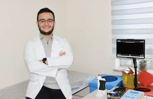 Yanlış duruş boyun sağlığını tehdit ediyor
