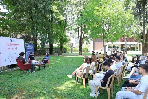 Yapay zeka &ccedil;ağında yazılımcının değişen rol&uuml;
