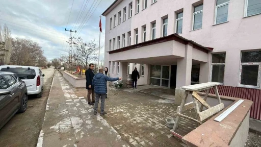 Yapımı devam eden Aydıntepe İlçe Halk Kütüphanesi’nde sona gelindi
