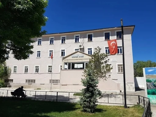 Yarım asırlık Tutak H&uuml;k&uuml;met Konağına duygusal veda
