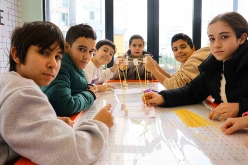 Yarıyıl tatili &Uuml;mraniye&rsquo;de spor, k&uuml;lt&uuml;r ve bilimle renkleniyor
