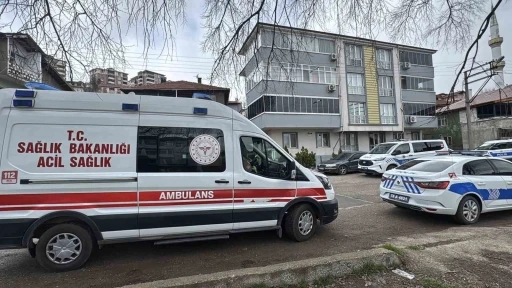 Yaşlı kadın evinde &ouml;l&uuml; bulundu
