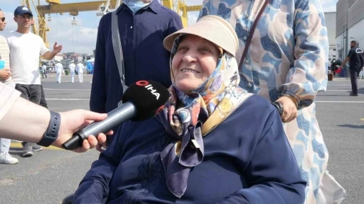 Yaşlı teyzenin TEKNOFEST aşkı engel tanımadı
