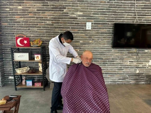 Yaşlı ve engelliler bayrama Büyükşehir’in desteğiyle hazırlanıyor

