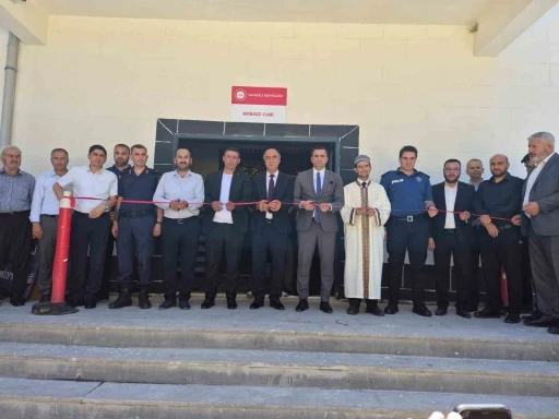 Yavuzeli Merkez Camii Cuma namazıyla ibadete a&ccedil;ıldı

