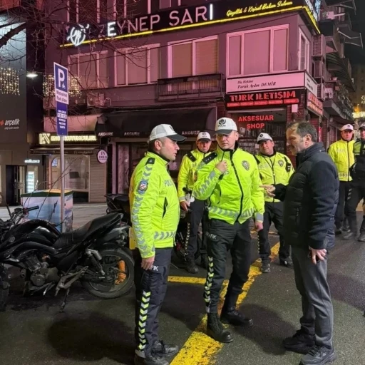 Yaya yolunu kullanan s&uuml;r&uuml;c&uuml;lere ceza
