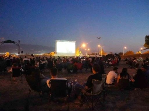 Yaz sinema geceleri başladı

