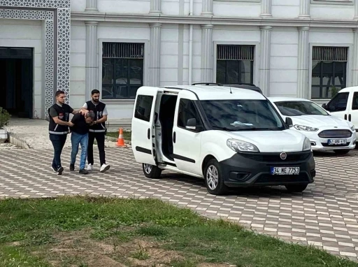 Yeğeninin kocasını halk otob&uuml;s&uuml;nde &ouml;ld&uuml;ren sanığa m&uuml;ebbet hapis
