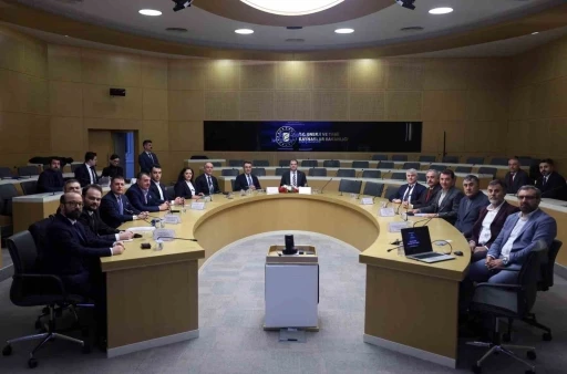 YEKA GES-2025 yarışmalarının s&ouml;zleşmeleri imzalandı
