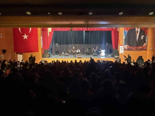 Yeni atanan öğretmenlere, Öğretmenler Günü’nde yemin töreni düzenlendi
