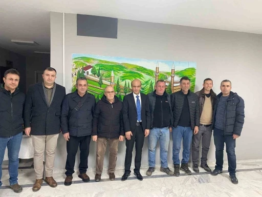 Yeni başkan &Ouml;mer Erken oldu
