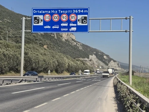 Yeni hız limitleri i&ccedil;in tabelalar yenilendi
