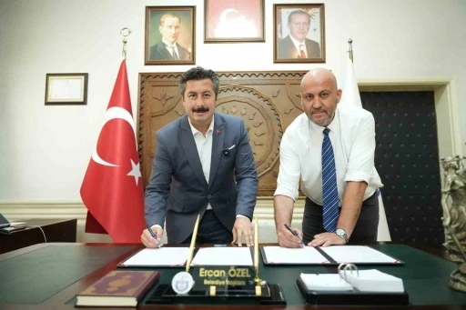 Yenişehir&rsquo;in simgesi Şemaki Evi kapılarını yeniden ziyarete a&ccedil;ıyor

