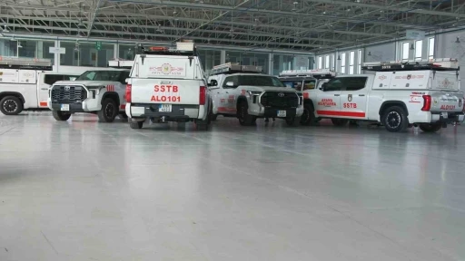 Yerli üretim arama-kurtarma araçları teslim edildi
