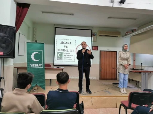 Yeşilay Niğde Şube Başkanı Yıldız: "Bağımlılığın t&uuml;r&uuml; değişse de tehlike aynı"
