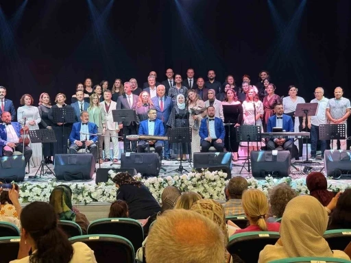 Yeşil&ccedil;am m&uuml;zikleri D&uuml;zce&rsquo;de yankılandı
