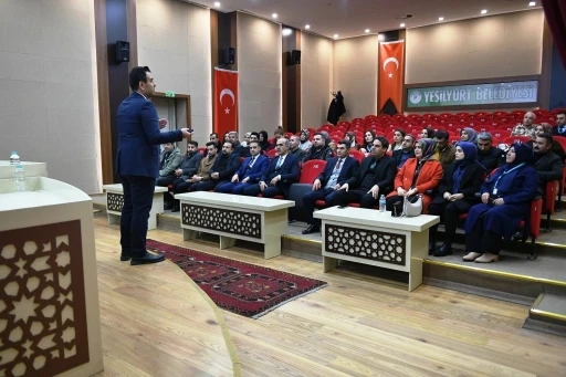 Yeşilyurt Belediyesi&rsquo;nden eğitimcilere y&ouml;nelik hizmet i&ccedil;i eğitim semineri
