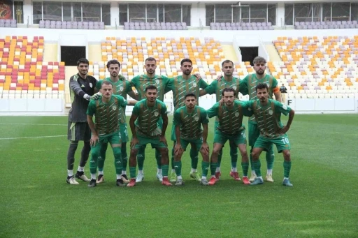 Yeşilyurtspor son dakikalarda ya üzülüyor ya seviniyor
