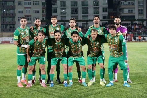 Yeşilyurtspor y&ouml;netiminden sakatlanan futbolcular hakkında a&ccedil;ıklama
