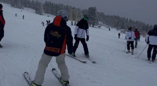 Yılbaşında turistlerin g&ouml;zdesi Uludağ oldu
