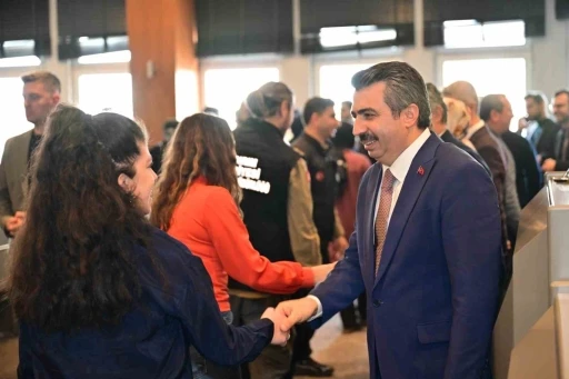 Yıldırım Belediye Başkanı Yılmaz, &ccedil;alışanlarla bayramlaştı
