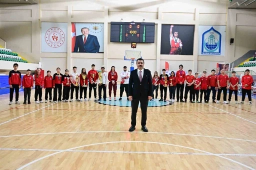 Yıldırım&rsquo;ın milli gururları
