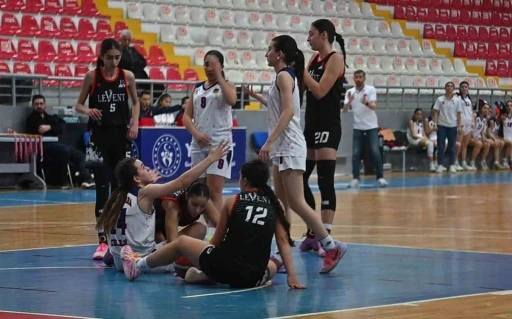 Yıldızlar basketbol yarıfinal m&uuml;sabakaları Yozgat&rsquo;ta tamamlandı
