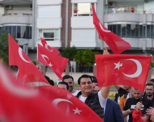 Yılmaz&rsquo;dan T&uuml;rkiye-Avustralya ma&ccedil;ına davet
