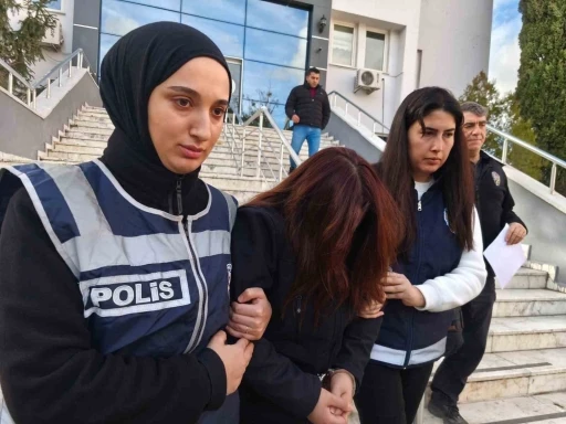 Yoğun bakımdaki bebeği darbeden hemşire tutuklandı
