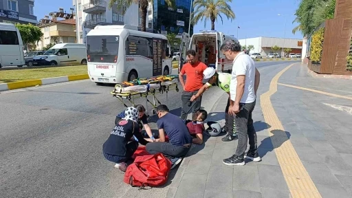 Yola taşan su kazaya neden oldu, motosiklet sürücüsü yaralandı
