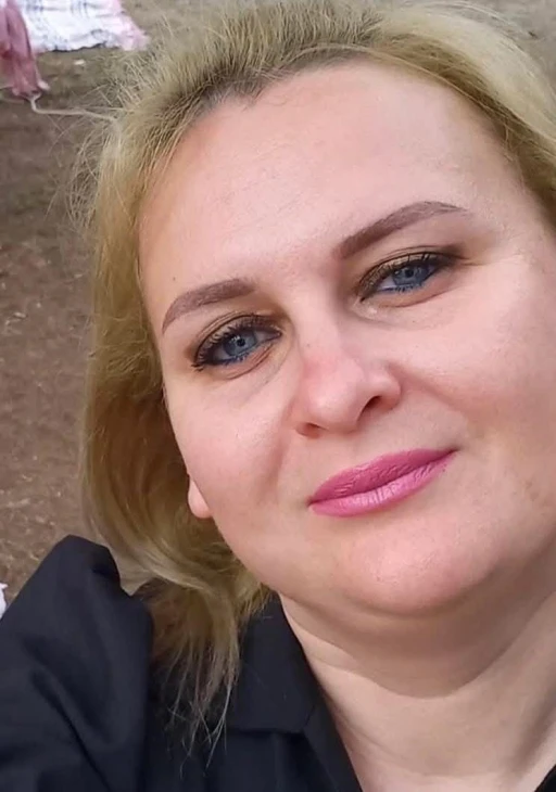 Yolun karşısına ge&ccedil;erken otomobilin &ccedil;arptığı kadın yaşam m&uuml;cadelesini kaybetti
