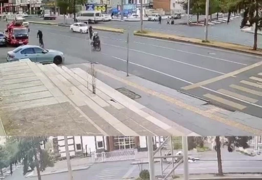 Yolun karşısına ge&ccedil;meye &ccedil;alışan kadına motosiklet &ccedil;arptı: 2 yaralı
