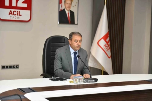 Yorgun mermi 2 kişiyi hastanelik etti
