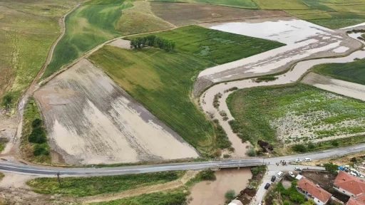 Yozgat&rsquo;ta şiddetli yağış tarım arazilerini vurdu
